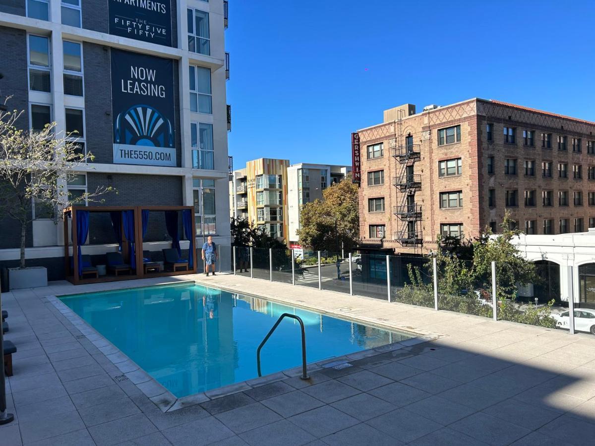 Luxury Apartment In Hollywood Los Angeles Exterior photo